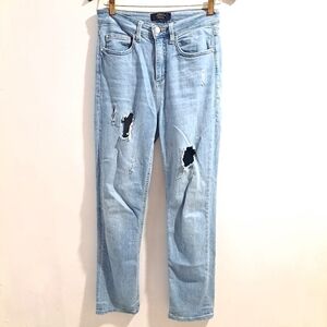 RW&CO | Women's Light Blue Distressed Jeans boyfriend fit
